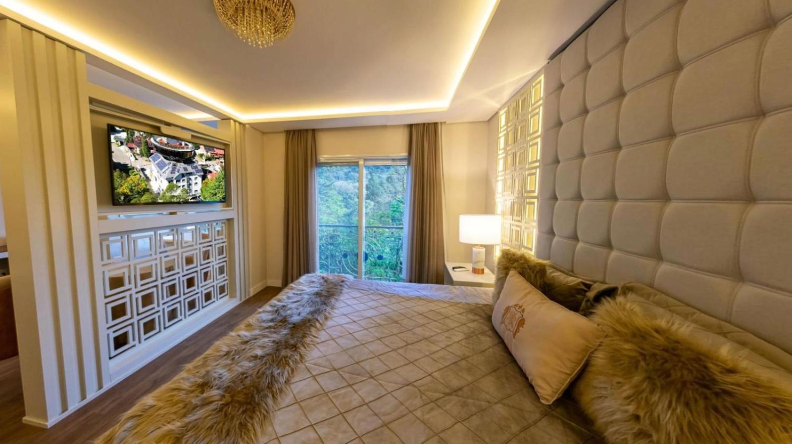 Hotel E Restaurante Giratorio Rf Vision - A Melhor Vista 360 De גראמדו מראה חיצוני תמונה